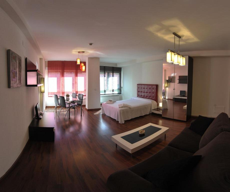Apartamentos Turisticos Veladiez La Lastrilla Extérieur photo