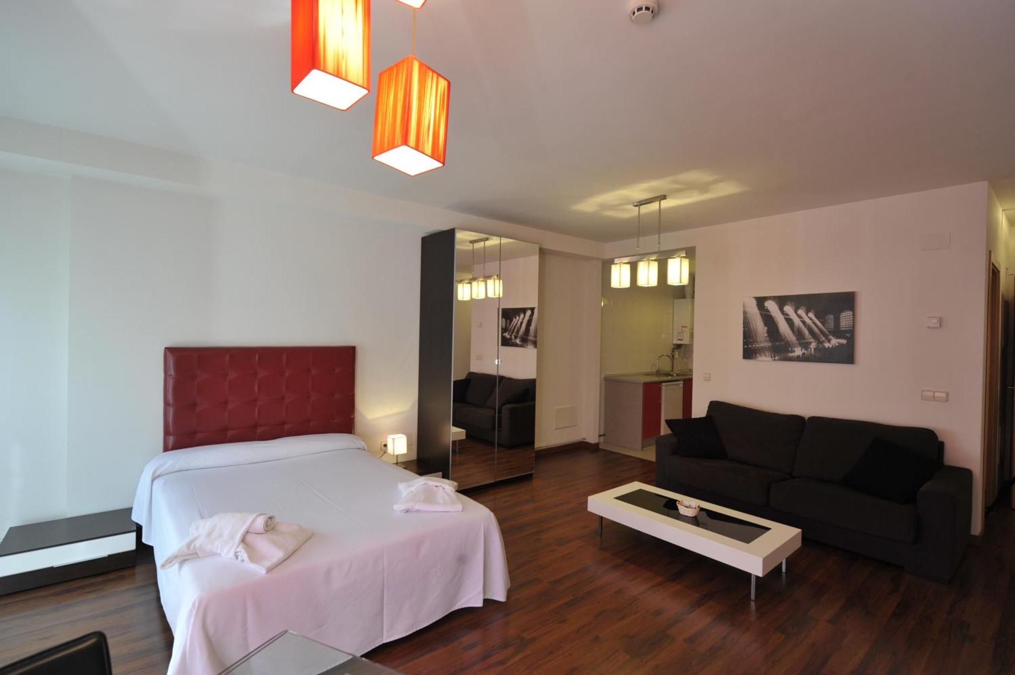 Apartamentos Turisticos Veladiez La Lastrilla Extérieur photo