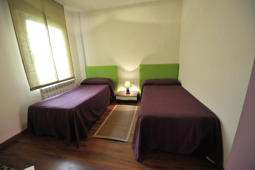 Apartamentos Turisticos Veladiez La Lastrilla Chambre photo