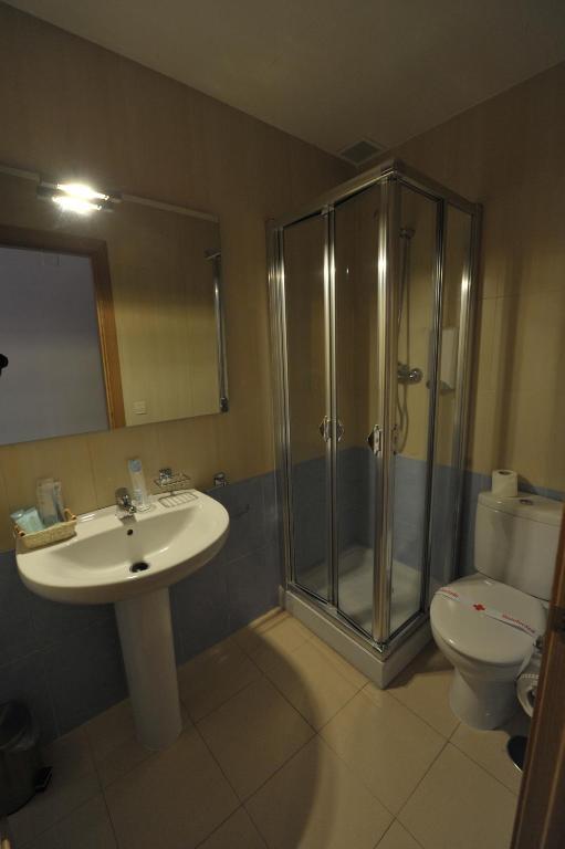 Apartamentos Turisticos Veladiez La Lastrilla Extérieur photo
